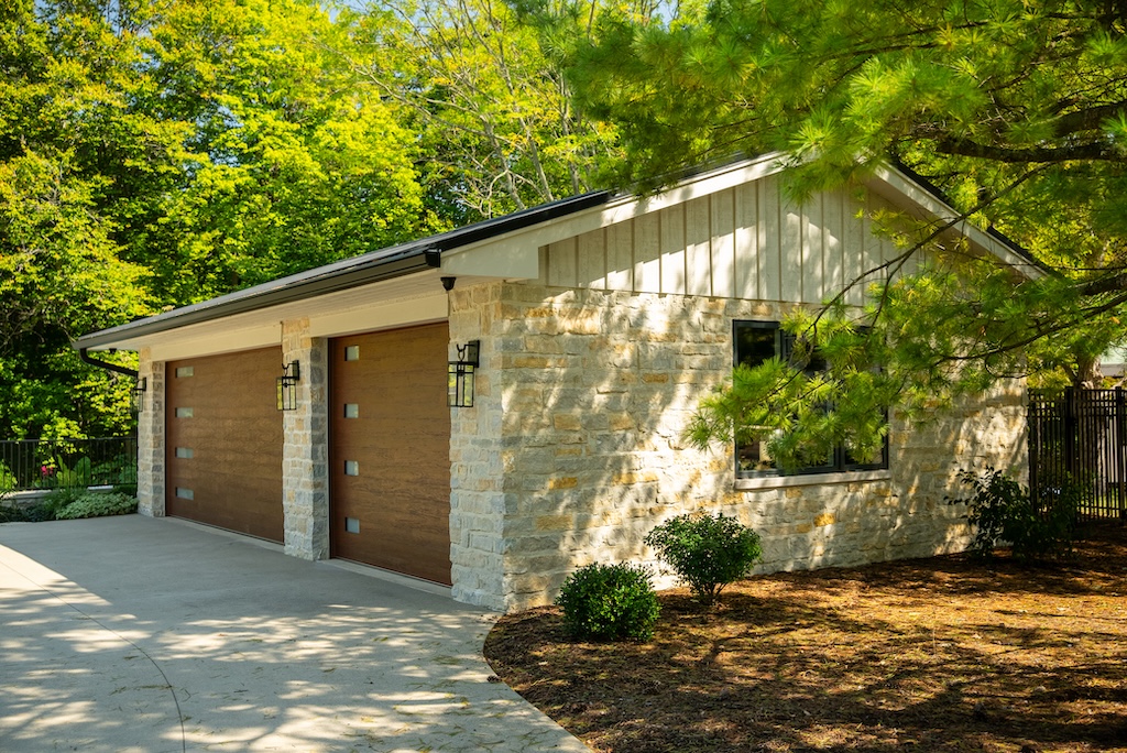 Squirrel Bend Residence project photo 12